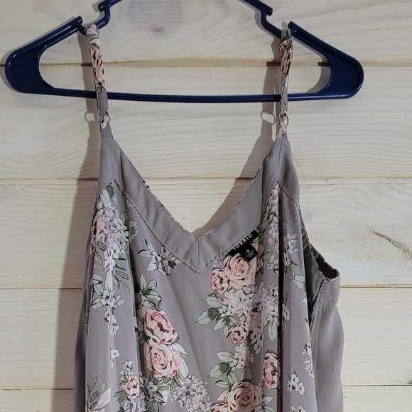 torrid size 0 grey floral top - Picture 4 of 4